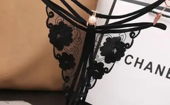 床上调戏美女最新版v2.9.2